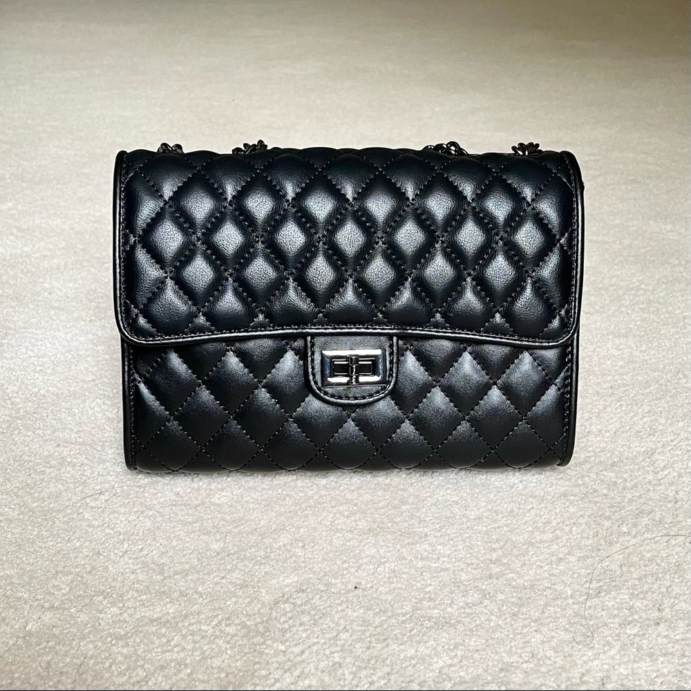 CLASSIC PLAID QUILTED CHAIN BAG Small Flap Bag Black